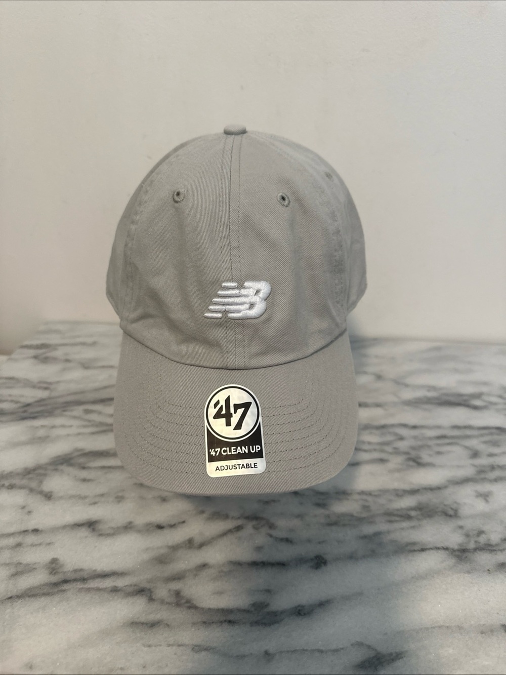 New Balance Gray Embroidered Logo Adjustable Cap 47th OSFA new with sticker